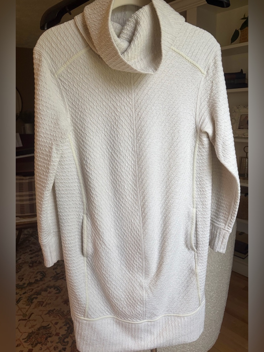 Lululemon on repeat white quilted removable cowl neck sweater dress 6